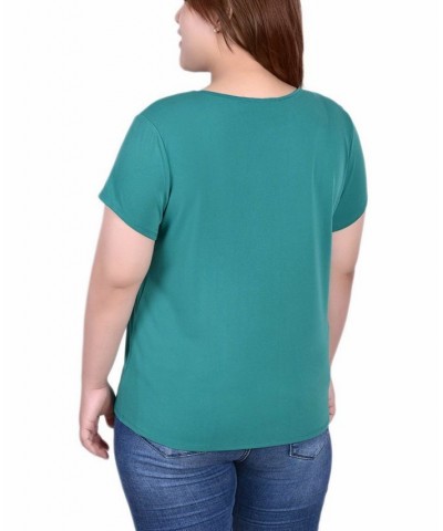 Plus Size Short Sleeve Crepe Knit Top Green $16.01 Tops